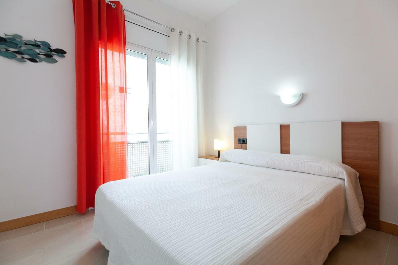 Uhc Sol I Mar Family Complex Apartman Salou Kültér fotó