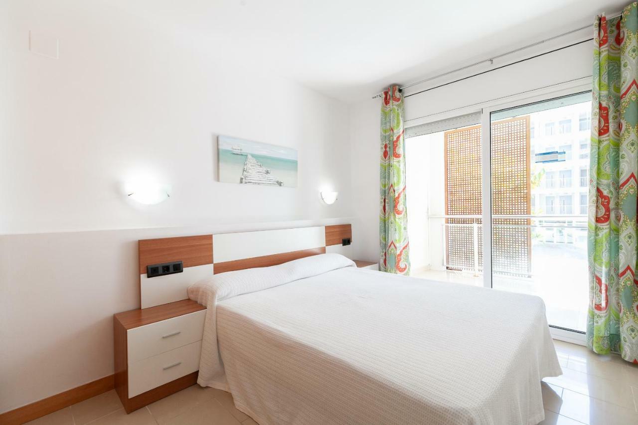 Uhc Sol I Mar Family Complex Apartman Salou Kültér fotó